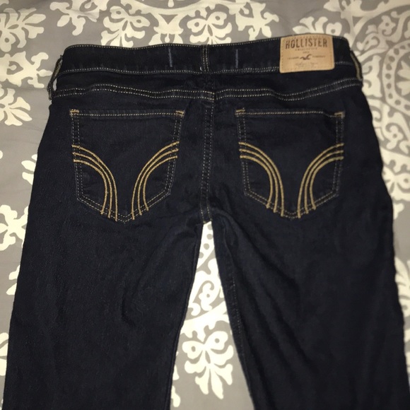 Hollister Low Rise, Body Jeans, Skinny - Picture 2 of 3